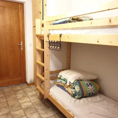 Location 2 Pieces Au Pied Des Pistes Avec Balcon, - Fr-1-573-30 Apartman