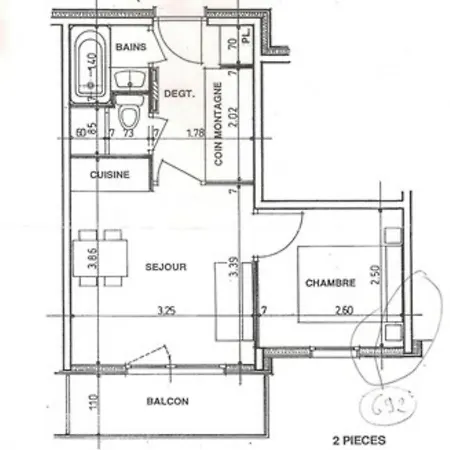 Apartment Location 2 Pieces Au Pied Des Pistes Avec Balcon, - Fr-1-573-30 *
